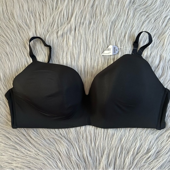 Secret Treasures Bra Womens Size 36DDD Black Wireless Thin Padding Back Clouser - Picture 1 of 6